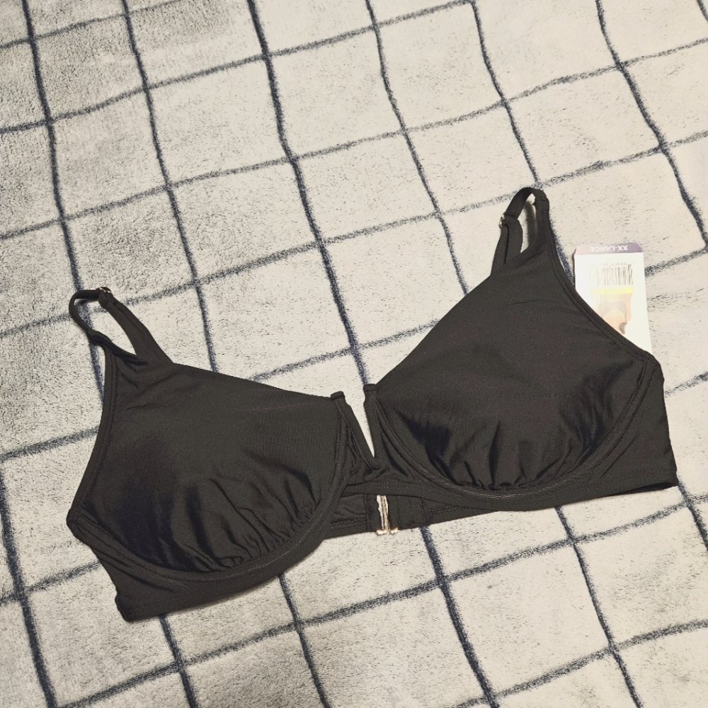 V Split Black Bikini Top